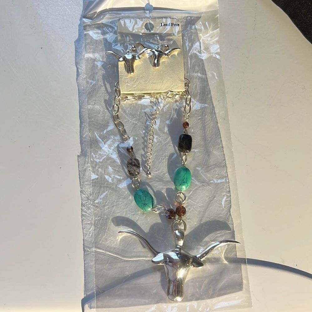 Lydia Collection Silvertone Longhorn Earrings and Necklace Set